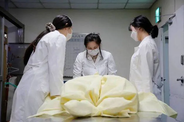 哪里可以学遗体美容师_1