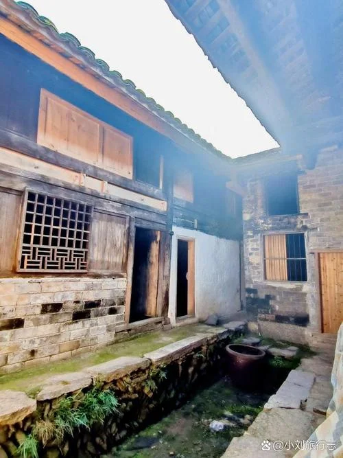 大汉皇族村介绍-大汉皇族村简介