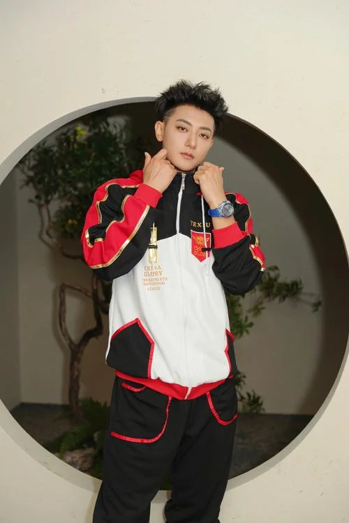 黄子韬服装公司叫什么-黄子韬服装公司名称