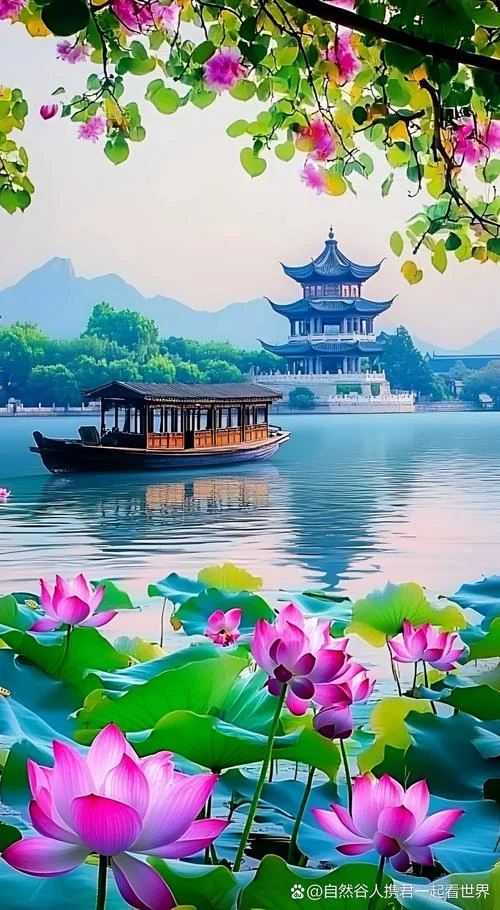 梦见平静的湖水_1