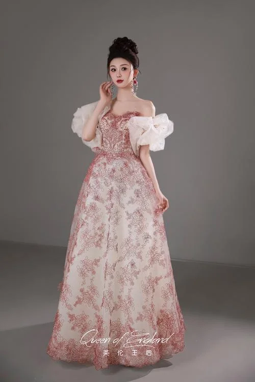 英国留学礼服知乎-英国留学礼服知乎
