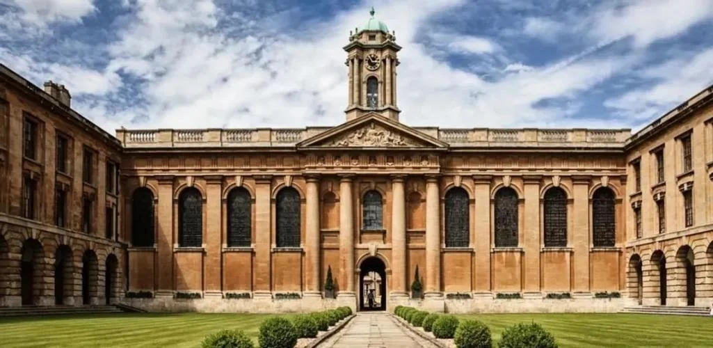英国lpc大学-英国 LPC 大学