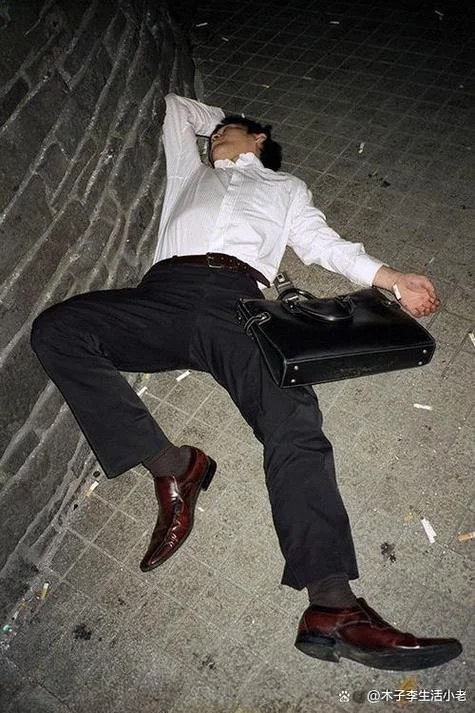 梦到自己喝醉酒什么兆头_1