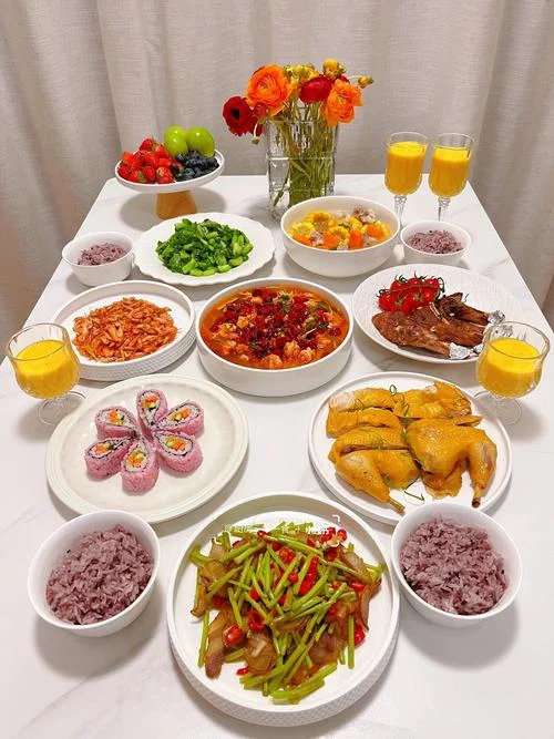 梦见一家人在一起做饭_1