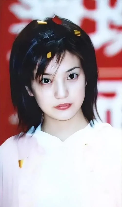 赵薇多大了_1