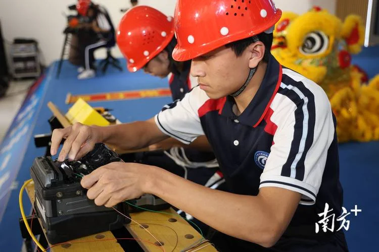 
                                    男生学什么技术最挣钱-男生学啥技术挣钱