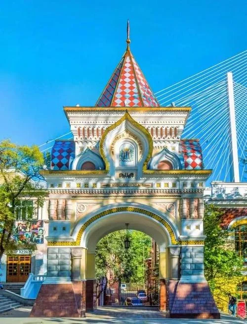 俄罗斯旅游大概多少钱_2