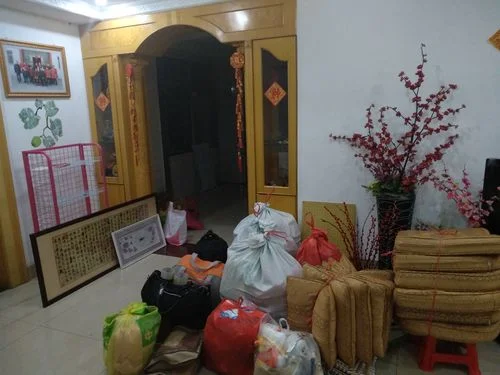 梦见老妈家搬家拆房子_2