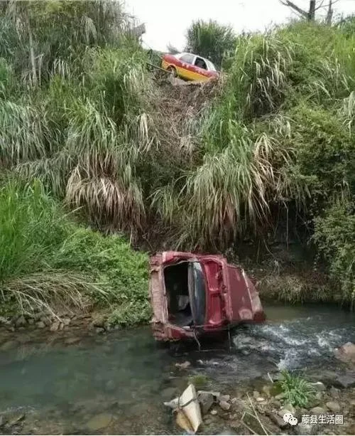 做梦开车撞到坟墓后面_1