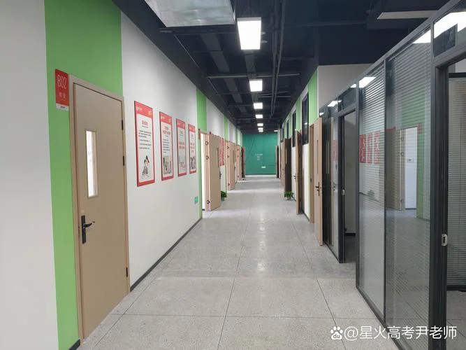 中广传媒艺考培训机构_2