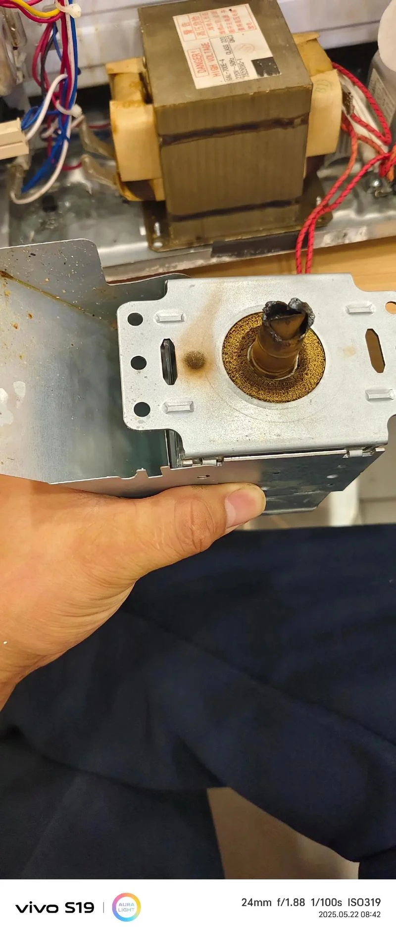 磁控管工作原理图_1
