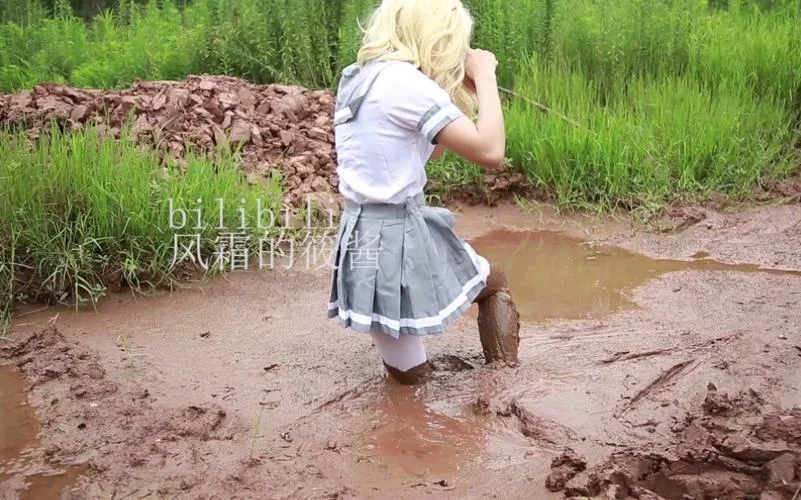 梦见脚踩泥巴路好不好_1