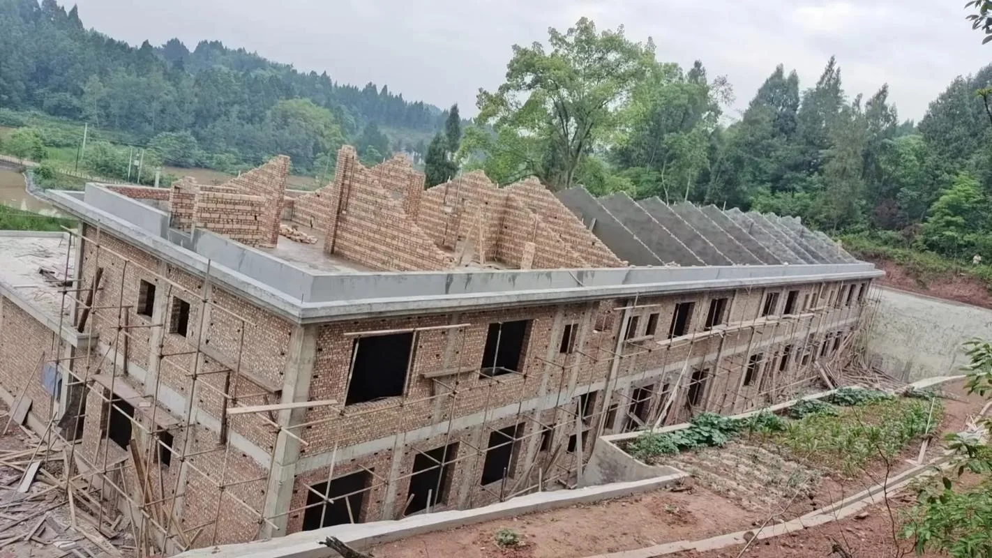 梦见别人家修建房子-梦见他人建房