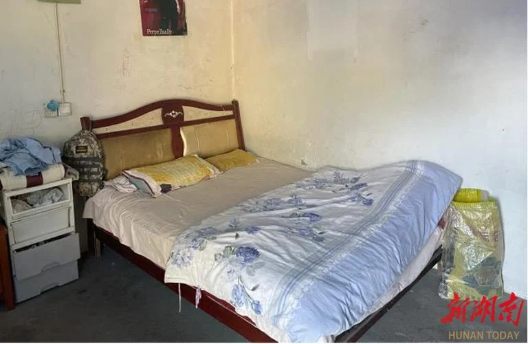 梦见住旧房子和旧床_2