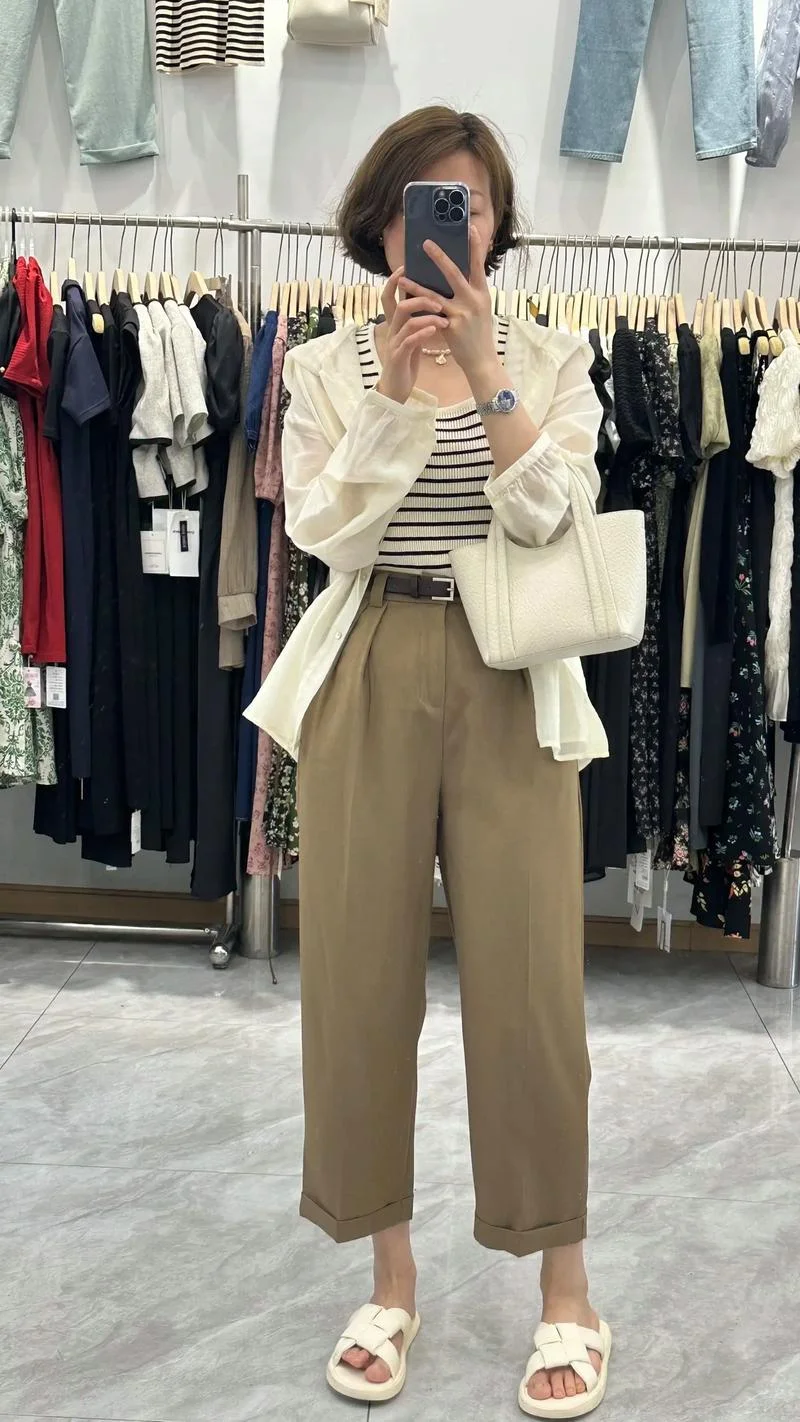 梦见找衣服找不到_1