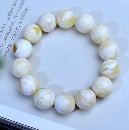 蜜蜡手串多少钱一克_1