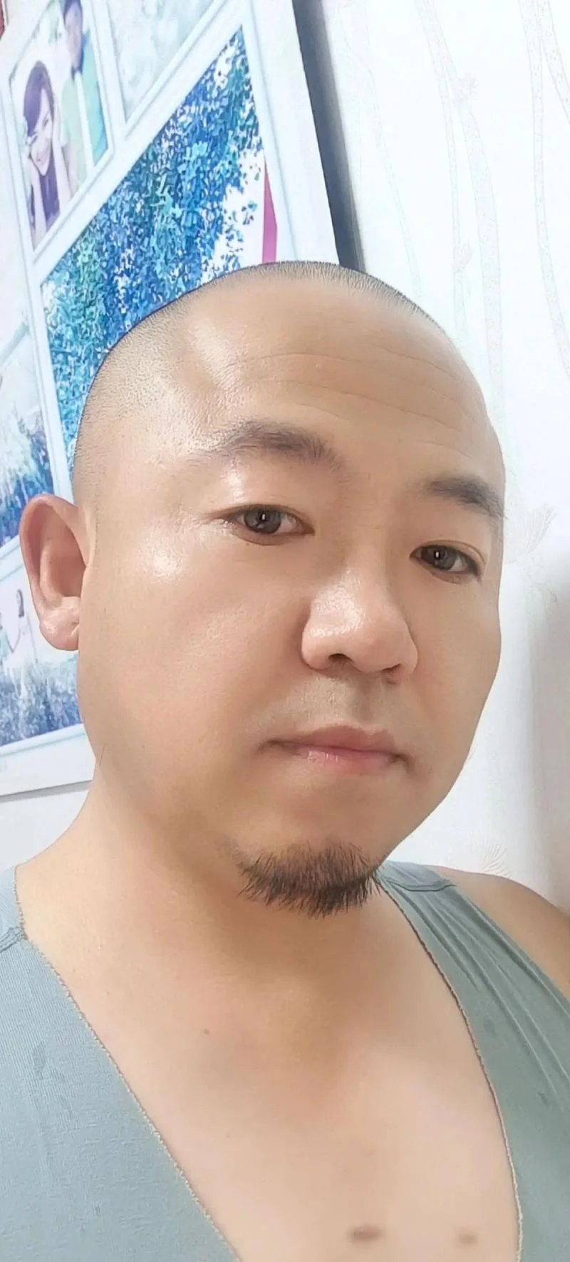 胡子稀疏的男人面相-胡子稀疏男面相