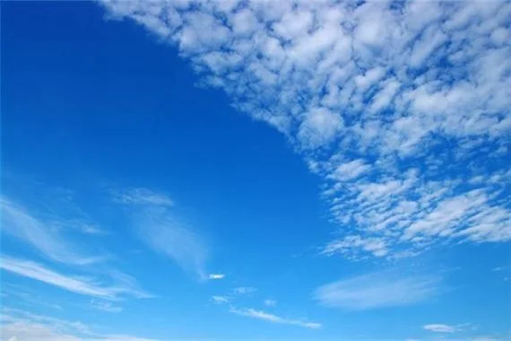 梦见彩色的云_1