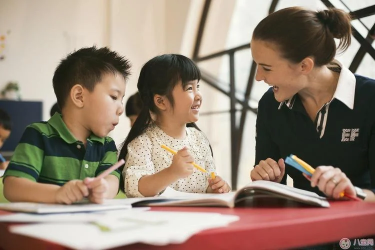 家长怎么教孩子学英语-家长如何教孩子学英语