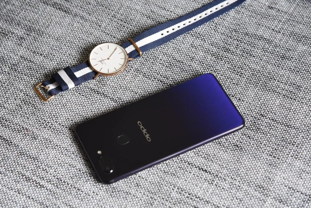 oppo15大概多少钱_1