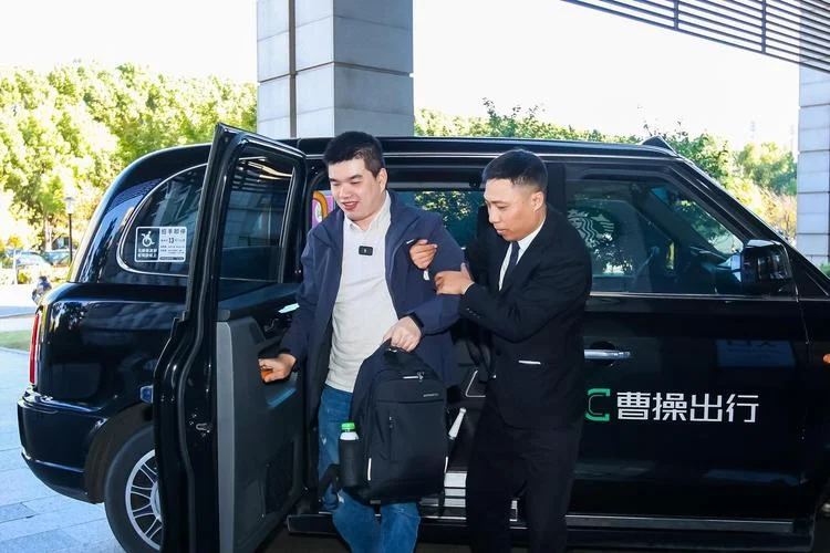 什么是曹操专车司机_1