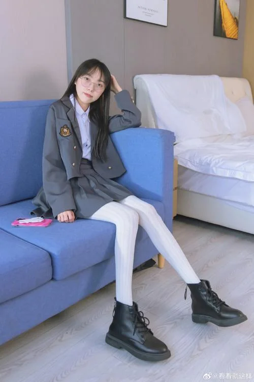 白丝中学生_2