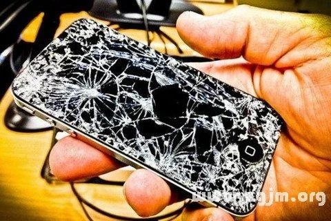 梦见手机断成两截是什么意思_2