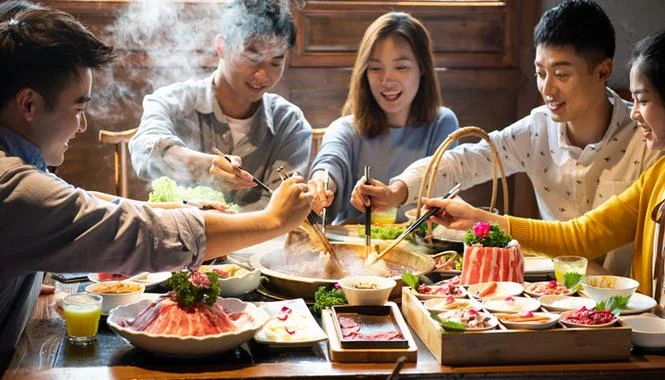 梦见吃饭和别人一起吃_1