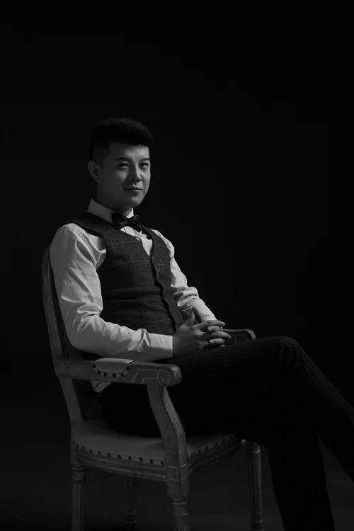 李威威个人资料及简介_2