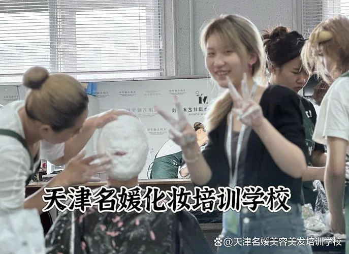 特效化妆师怎么学-特效化妆师入门技巧
