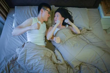 梦见自己和爱人吵架_2