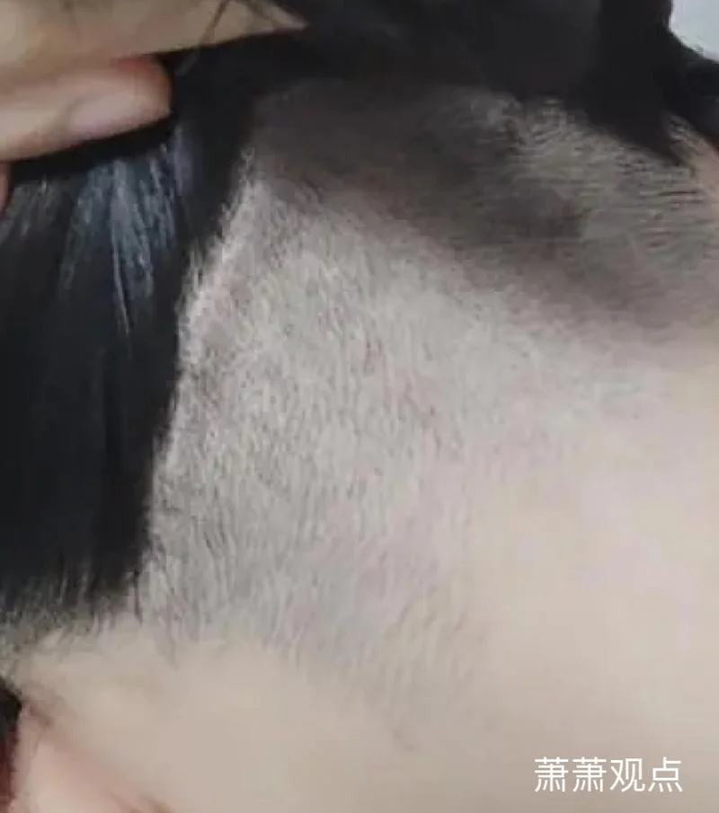 梦到头发被剪短了很丑_2