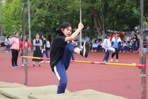 云浮中学校运会_1