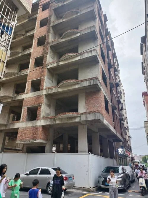 什么是地方的小产权房_2