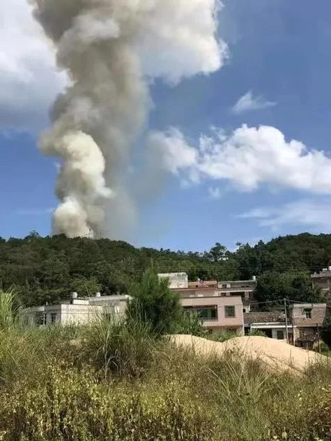 梦见大火燃烧怎么回事_2