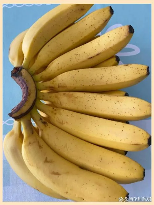 梦见自己在吃香蕉_2