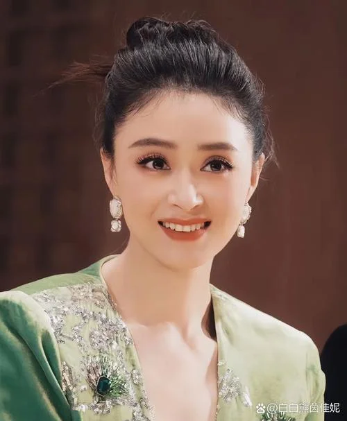 蒋欣娱乐圈艺考_1