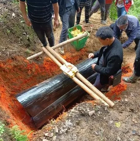 梦到棺材_2