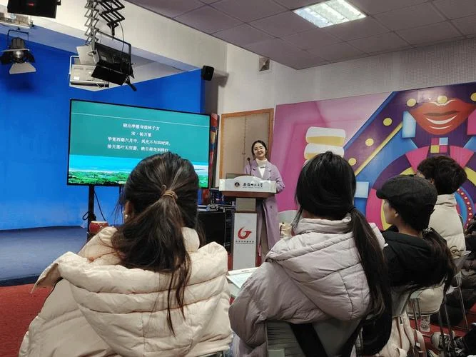 艺术类播音编导培训_2