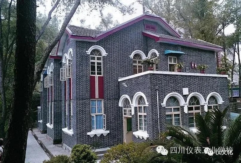 学校地址_2