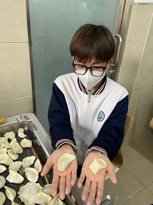 第二职业中学宿舍_1