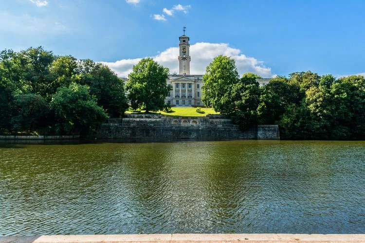 英国诺丁汉大学校区_1