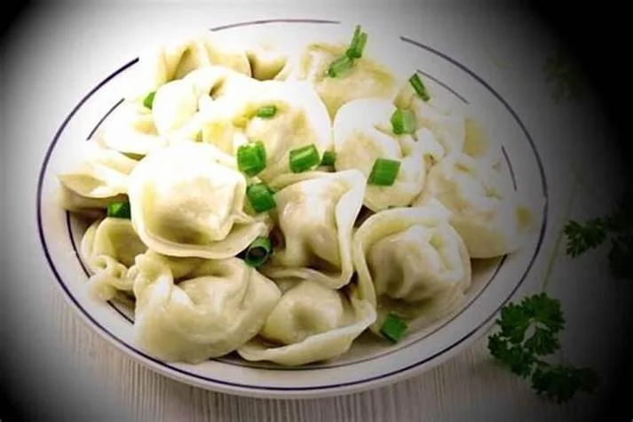 梦见去世的人吃饺子-梦见逝者吃饺子