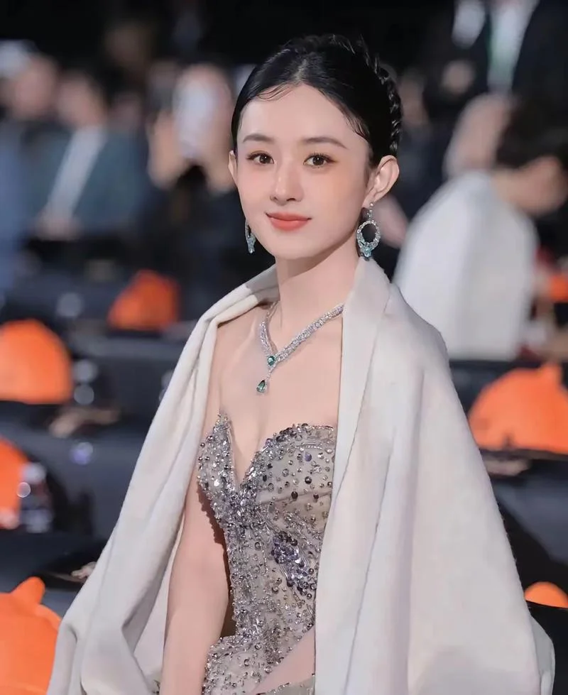赵丽颖几月生的宝宝_1