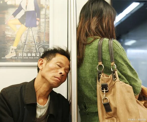 梦见贵人消失了_1