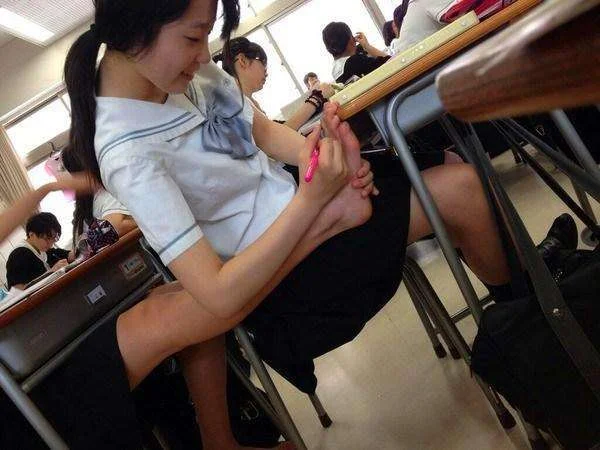 中学叛逆的生活-中学期逆青春