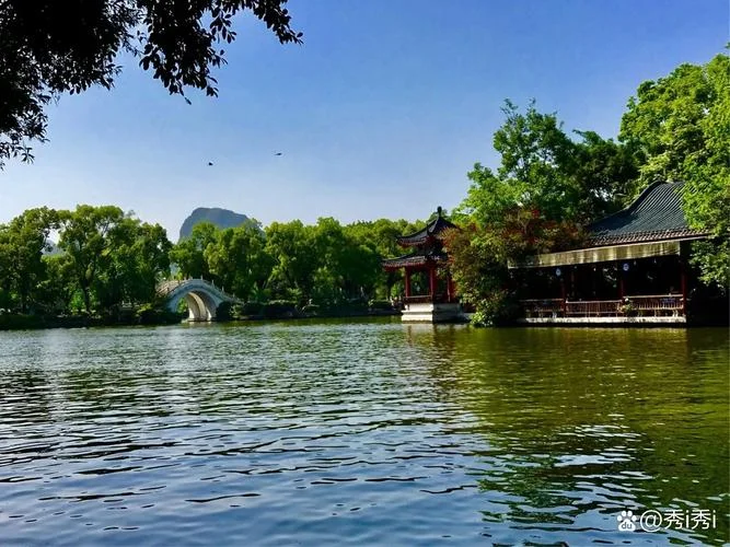 桂林两江四湖景区旅游景点推荐-桂林两江四湖景点推荐
