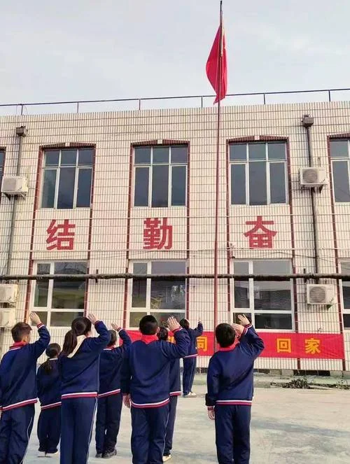 霸州市第十二中学_1