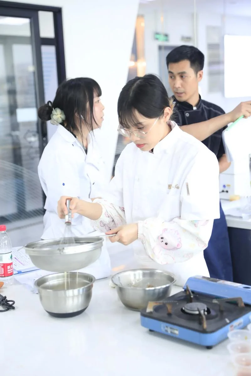 兰州学做蛋糕去哪里学-兰州学做蛋糕去哪学