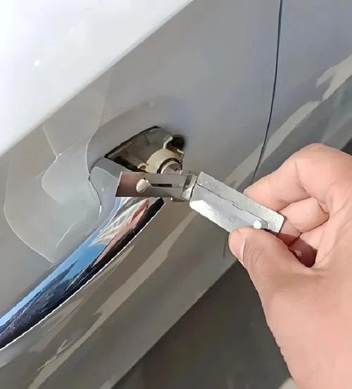 深圳开锁多少钱一次_2